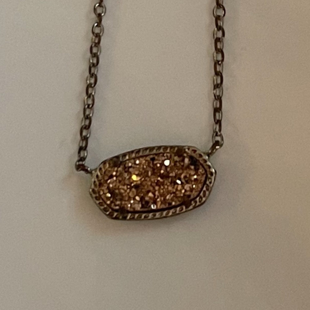 Gold Kendra Scott Necklace